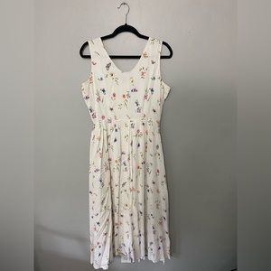 Beautiful size 8 Together! White dress with floral details